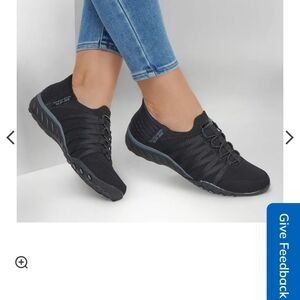 Skechers Women's Black Slip-On Sneakers